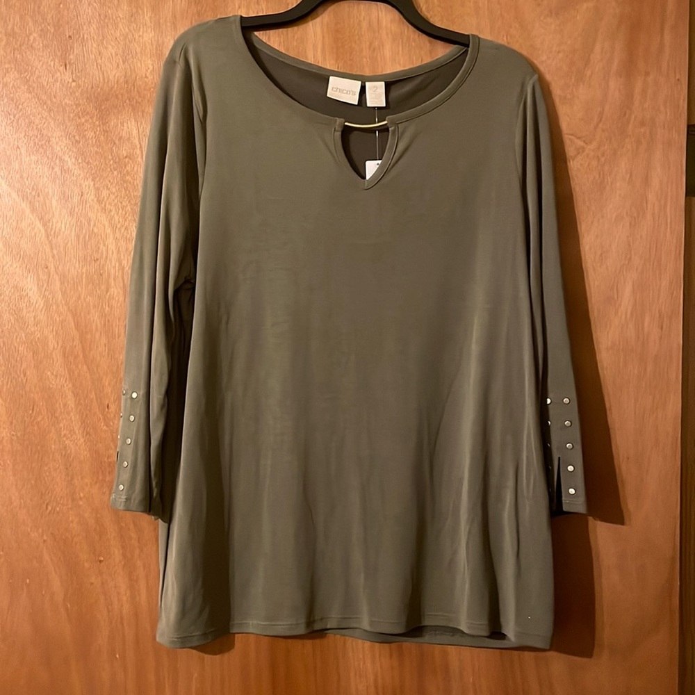 Chico’s NWT soft and cool green top, w/decoration at wrists & collar. (OLCC)